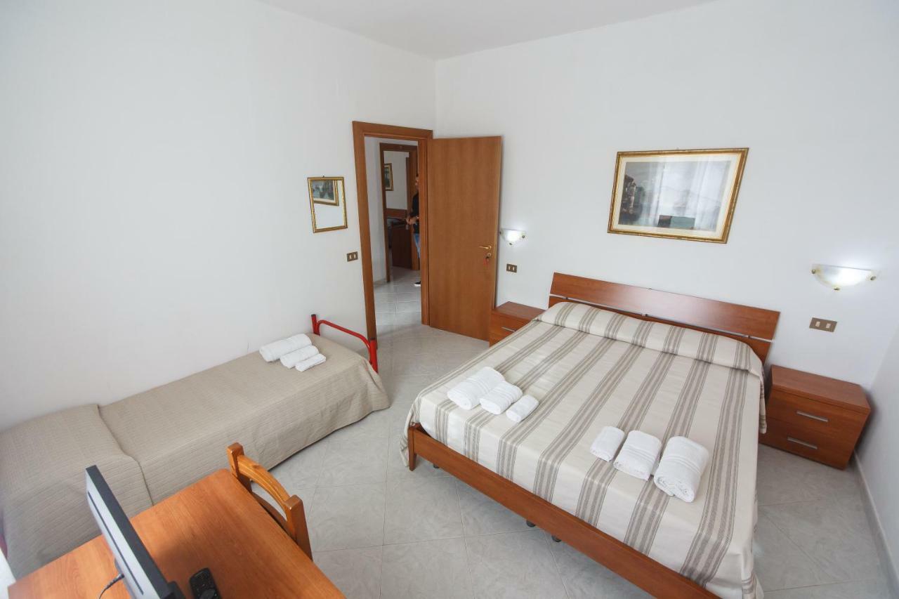 瓦尔德利切Casa Vacanze L'Orizzonte公寓式酒店 外观 照片