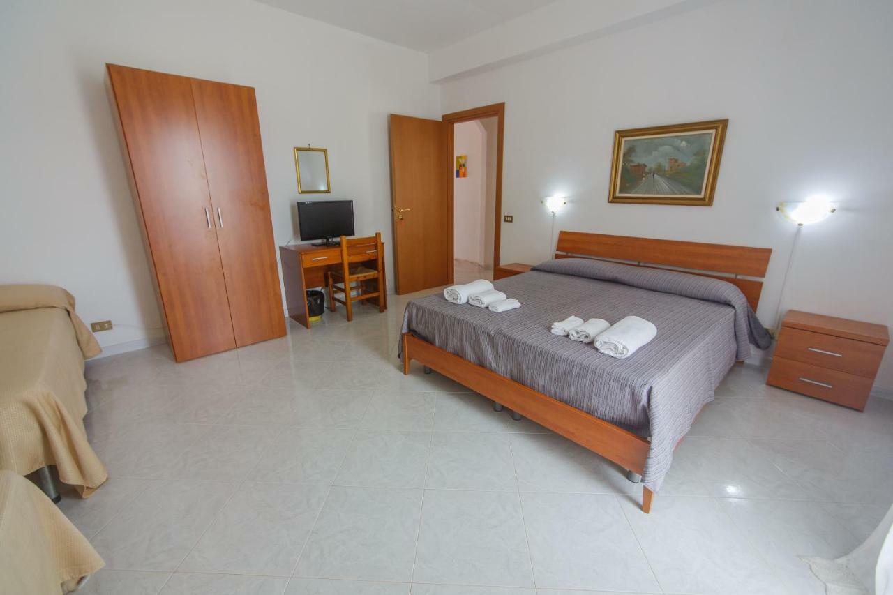 瓦尔德利切Casa Vacanze L'Orizzonte公寓式酒店 外观 照片